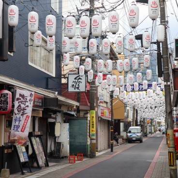 Rue de Beppu, quartier Takegawara (Oita)