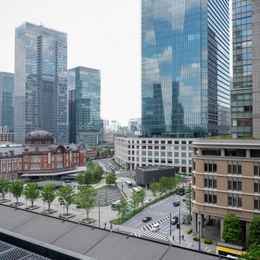 Vue sur la gare de Tokyo depuis Marunouchi House