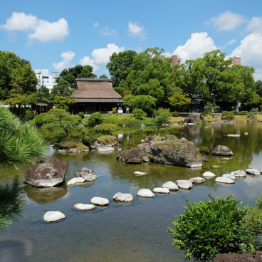 Maison de thé et jardin Suizen-ji Joju-en à Kumamoto