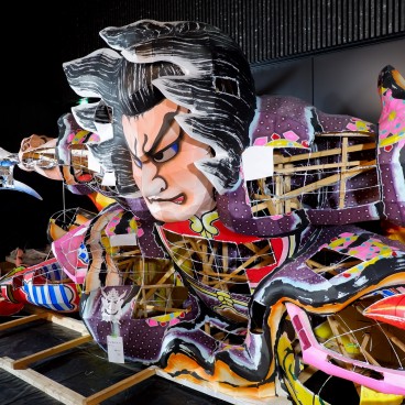 Structure en cours de création au Maison Nebuta Warasse (Aomori) 2