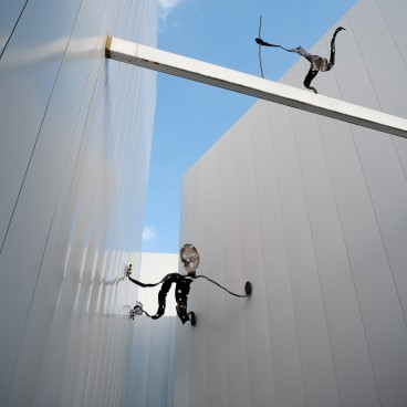 Musée d’art contemporain de Towada, œuvre Flying Man and Hunter de Morikita Shin