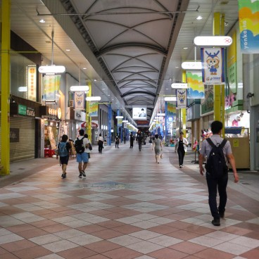 Passage Sasebo Yonkacho Shotengai