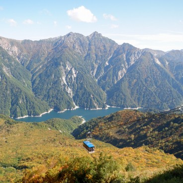 Téléphérique de Tateyama entre Daikanbo et Kurobedaira 2