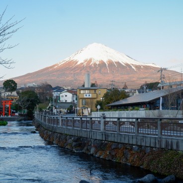 Mont Fuji vu de la ville de Fujinomiya (Shizuoka) 2