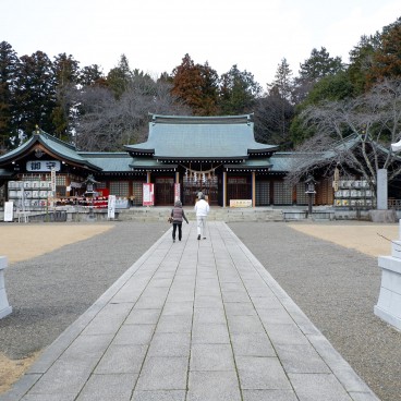 Sanctuaire Gokoku Ibarakiken au jardin Kairaku-en (Mito) 2