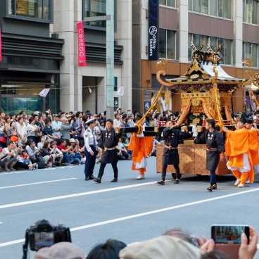 Kanda Matsuri, Mikoshi Sannomiya Horen, consacré à Taira no Masakado