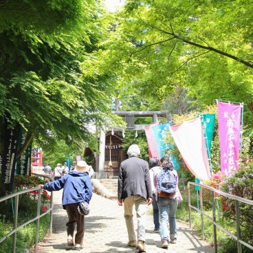 Allée du temple Shiofune Kannon-ji à Ome 