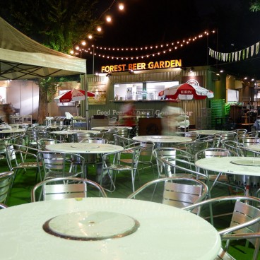 Meiji Jingu Gaien (Tokyo), Forest Beer Garden en été