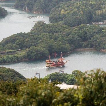 Iles Kujukushima, Bateau de croisière Mirai 2