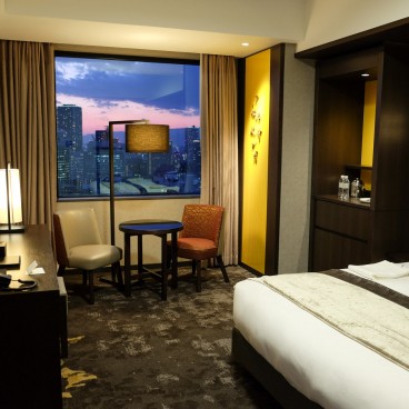 The Royal Park Hotel Iconic Osaka Midosuji, chambre Corner King
