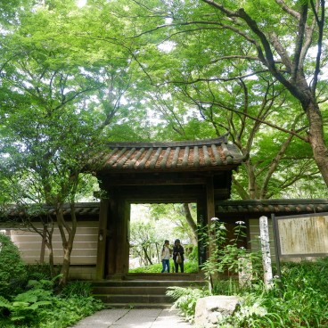 Zuisen-ji à Kamakura, Porte Sanmon