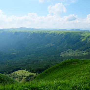 Daikanbo, vue sur les bords de la caldeira