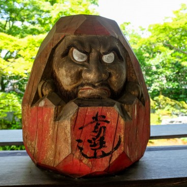 Horin-ji (temple Daruma-dera à Kyoto), Daruma en bois