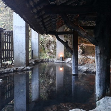 Kurokawa Onsen, bain chaud en semi-extérieur