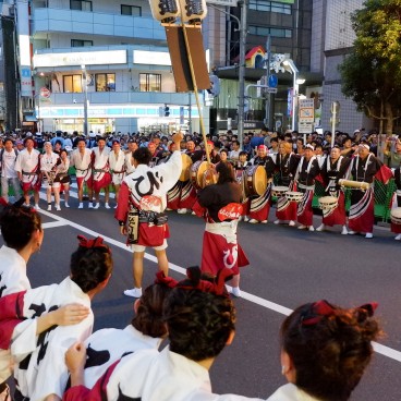 Koenji Awa-Odori, défilé de groupe de danse Ren (3)