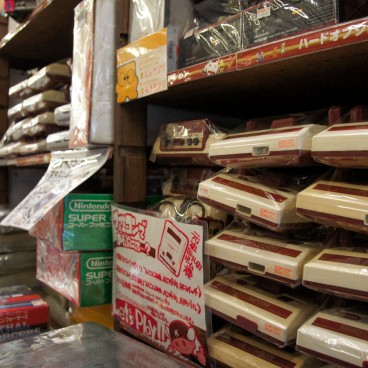 Den-Den Town & Otaroad (Osaka), rayon de retrogaming