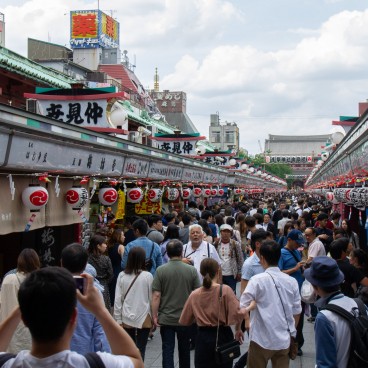 Sanja Matsuri, rue Nakamise-dori pendant le festival en mai