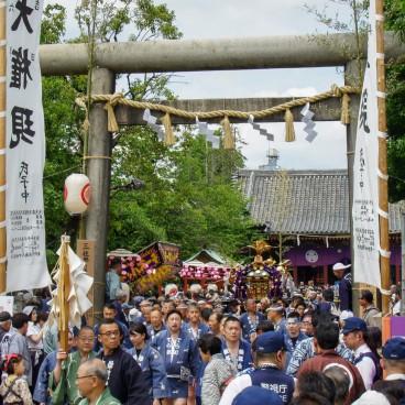 Sanja Matsuri, parade de mikoshi au Asakusa-jinja