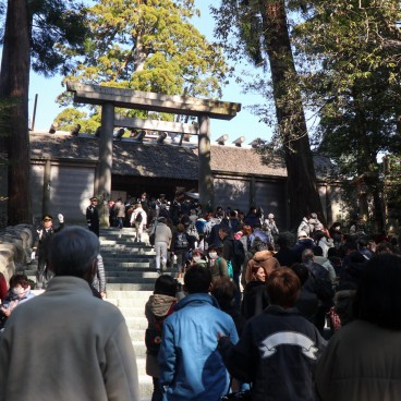 Ise Jingu, accès au sanctuaire principal du Naiku (Kotai-jingu) pendant Kenkoku-kinen-sai, le 11 février