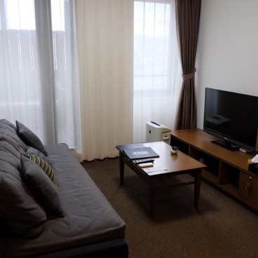 Ise Shinsen, coin salon de la chambre à l'occidentale de l'hôtel