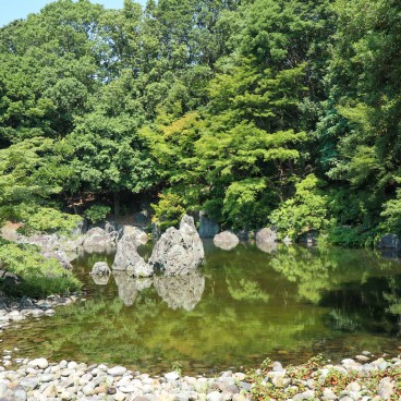 Parc Expo'70 (Osaka), plan d'eau du jardin japonais