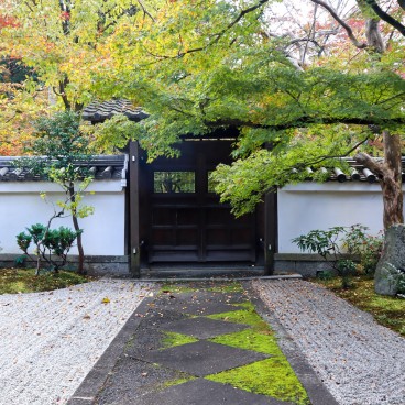 Shinnyo-do (Shinshogokuraku-ji), visite intérieure et vue sur les jardins secs