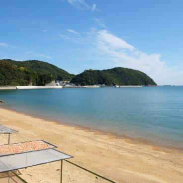 Port Hoden (Okayama), vue sur la plage avant de prendre le bateau pour Inujima