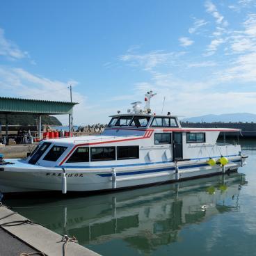 Port Hoden (Okayama), bateau de liaison vers Inujima