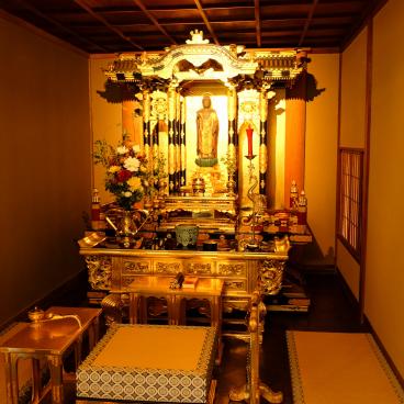 Ruriko-in, statue bouddhiste du pavillon principal