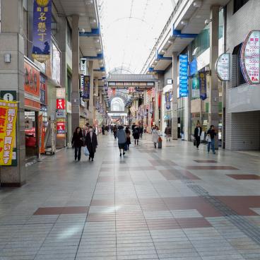 Sendai, allée couverte shotengai autour de la gare JR