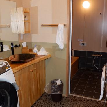 Yadoya, maison Higashi-Asakusa Rikyu, salle de bains