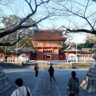 Fujisan Hongu Sengen Taisha, vue sur la porte principale du sanctuaire