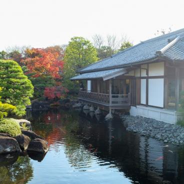 Koko-en, jardin de la résidence du seigneur, pavillon sur l'eau