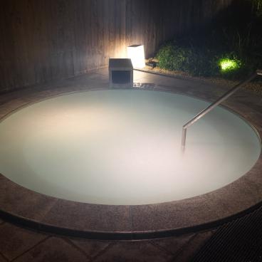 Shiojitei (Toba), bain aux perles Mikimoto (Pearl Aurora Bath) en plein air