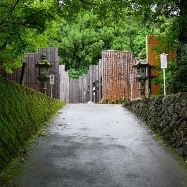 Kongosho-ji (Mont Asama, Ise), Okunoin et son cimetière