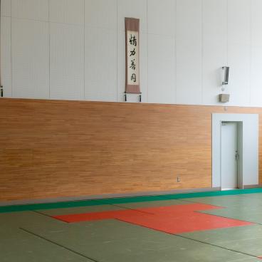 Lycée français international de Tokyo, gymnase