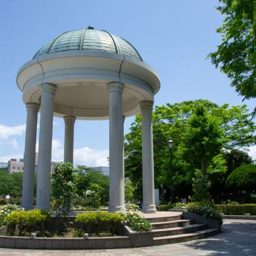 Yokosuka, parc Verny au printemps 2