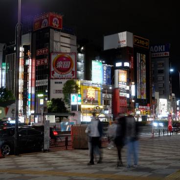 Tokyo dans le noir sous état d'urgence, Ikebukuro est 4