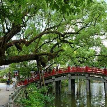 Dazaifu Tenman-gu, pont Taiko-bashi à l'entrée du sanctuaire 2