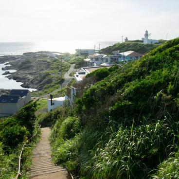Jogashima (Miura), côte rocheuse au sud-ouest de l'île
