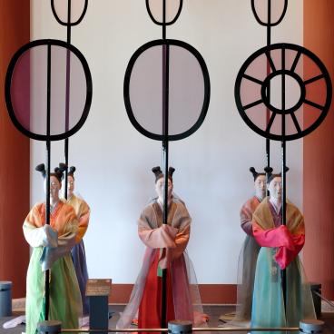 Musée de l'histoire d'Osaka, dames de cour du palais de Naniwa