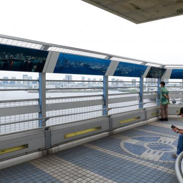 Pont Rainbow Bridge (Tokyo), plateforme d'observation depuis le pont