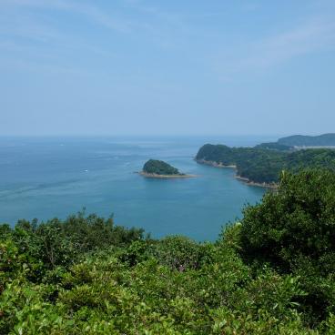 Tomogashima (Wakayama), panorama depuis l'observatoire du mont Takanosu sur l'île Okinoshima 2