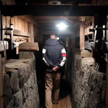 Yamaga, sous-sol et machinerie du théâtre Yachiyo-za