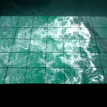 Tourbillons de Naruto, plancher vitré depuis la salle d'observation Uzu no Michi 2