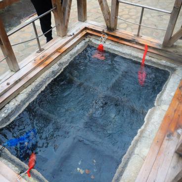 Yunomine Onsen (Kumano Kodo), bassin public Yuzutsu pour la cuisson à l'eau onsen