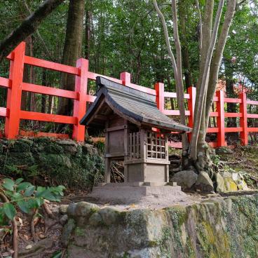 Shisen-do (Kyoto), petit pavillon Setsumatsusha du sanctuaire Hachidai-jinja