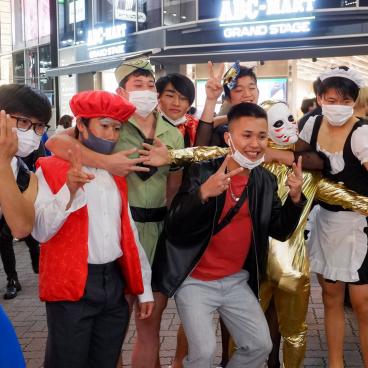 Shibuya (Tokyo), groupe déguisé pour Halloween