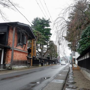 Kakunodate (Akita), brasserie Ando dans un entrepôt Kura en briques rouges
