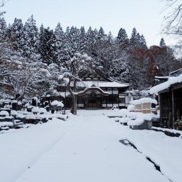 Kakunodate (Akita), temple Tennei-ji sous la neige